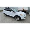 Image 4 : 2016 FORD ESCAPE SE 4DRSW, WHITE, VIN 1FMCU9GX2GUB09714,