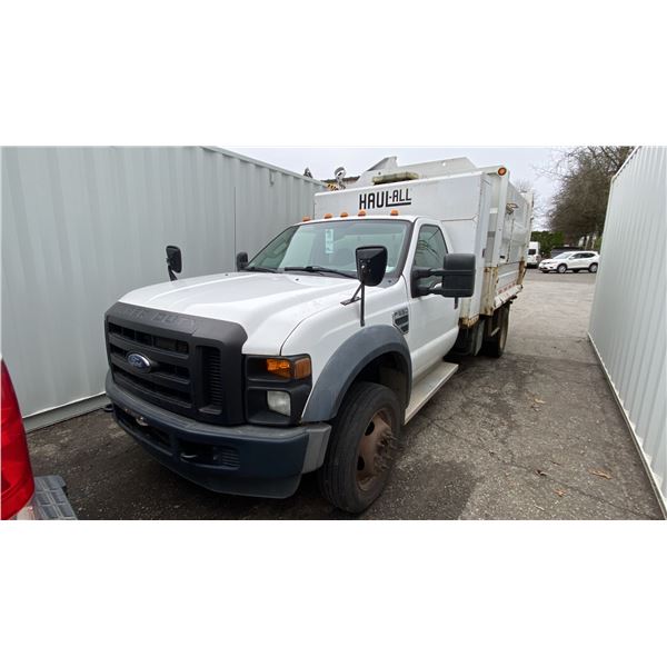 2009 FORD F-550 XL SUPERDUTY, 2DR PACKER PU, WHITE, VIN 1FDGF56Y99EB07809,