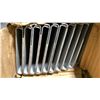 Image 8 : 3 BOXES OF ASSORTED NAILS & 4 CASES OF WIREMOLD G3000CE