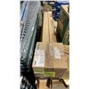 Image 9 : 3 BOXES OF ASSORTED NAILS & 4 CASES OF WIREMOLD G3000CE