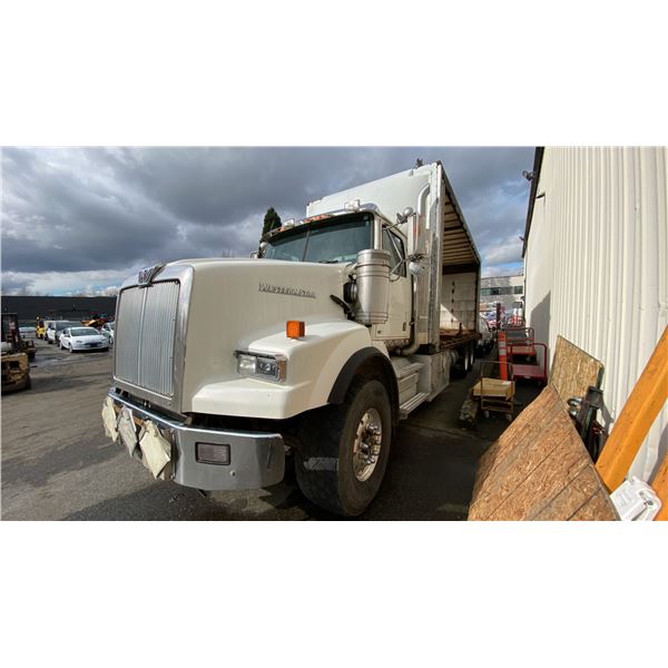 2012 WESTERN STAR TRU-CAM, 2DR SEMI TRUCK, WHITE, VIN 5KKHALDR1CPBM3241,