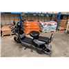 Image 2 : IREV 2 WHEELED HIGH END ELECTRIC VEHICLE *COLOR GREY*