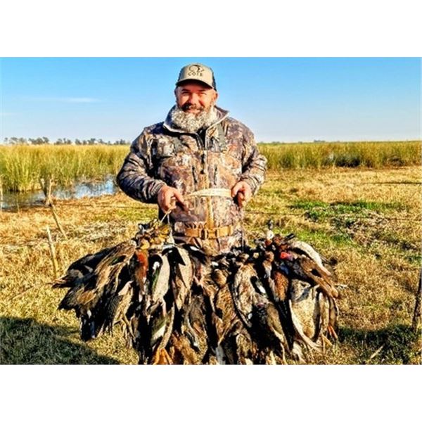 4-Day Argentina Duck Hunt for Two (2) Hunters
