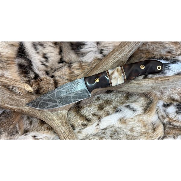 Half Face Blades Custom Knife