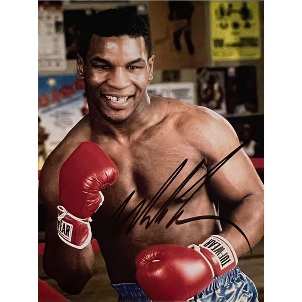 Heavyweight Champ Mike Tyson signed photo
