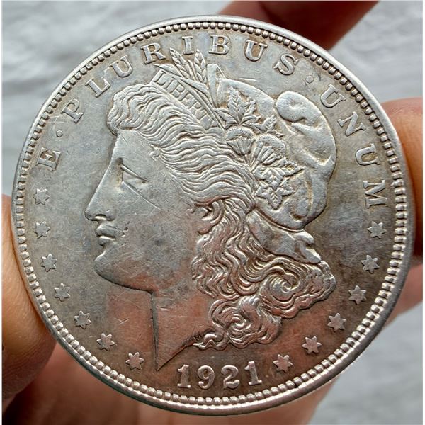 MORGAN SILVER DOLLAR - 1921D