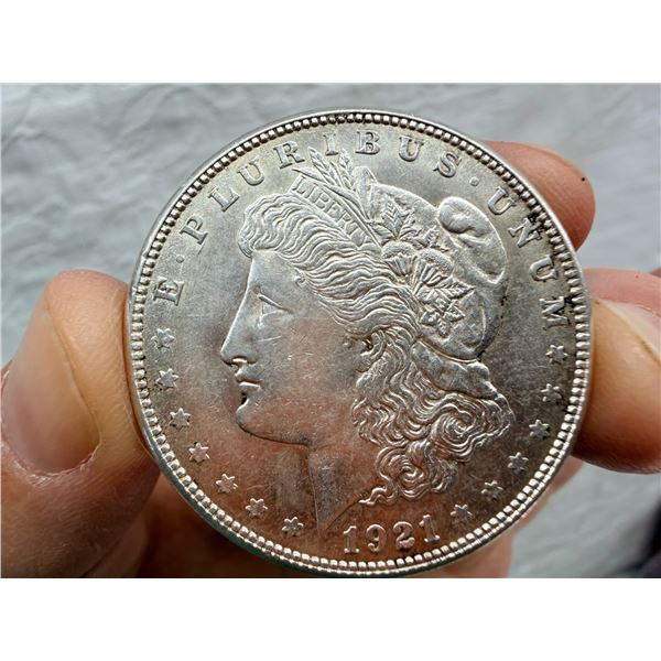 MORGAN SILVER DOLLAR - 1921S