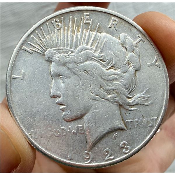 PEACE SILVER DOLLAR - 1923S