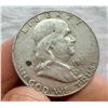 Image 3 : TWO TYPES OF COINS FROM THE SAME YEAR: BEN FRANKLIN SILVER HALF DOLLAR - 1963D; WASHINGTON SILVER QU