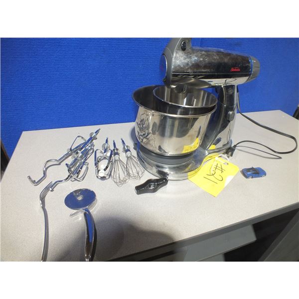 Sunbeam Kitchen Mixer w/ Attachments