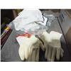 Image 1 : 8 Pairs Of Gloves