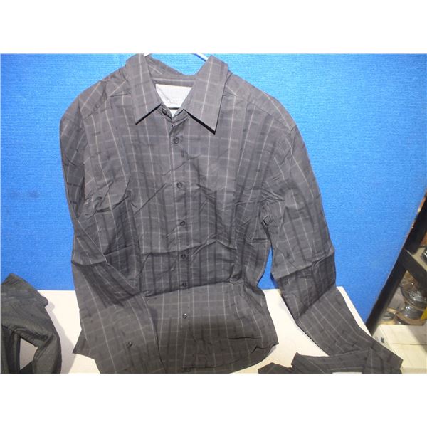 Large Mens Black Long Sleaved Dress Shirt