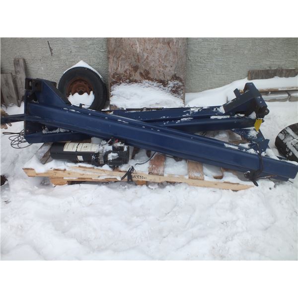 Two Post Hydraulic Hoist