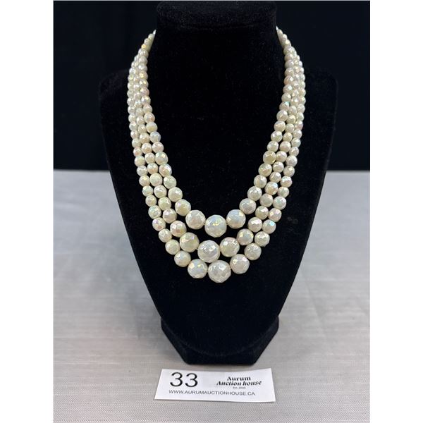 Very Rare Faceted White Aurora Borealis Crystal Graduated Bead Necklace C.1950 Quality