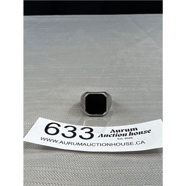 Vintage Metal Black Onyx Stone Ring