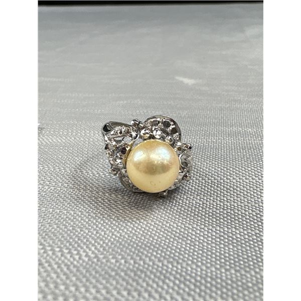 Huge Genuine Pearl Ring White Gold Plated C.1970s Quality