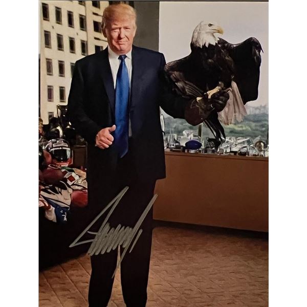 US President Donald Trump signed photo