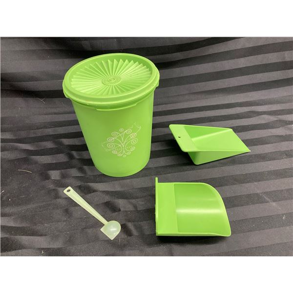 TUPPERWARE (INTERNAL REFERENCE: VV)