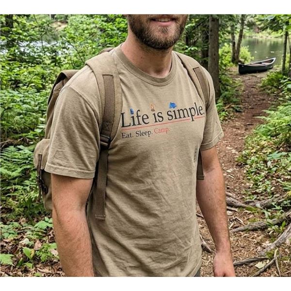 River Wear XL T-Shirt with ‘Life is Simple’ Design