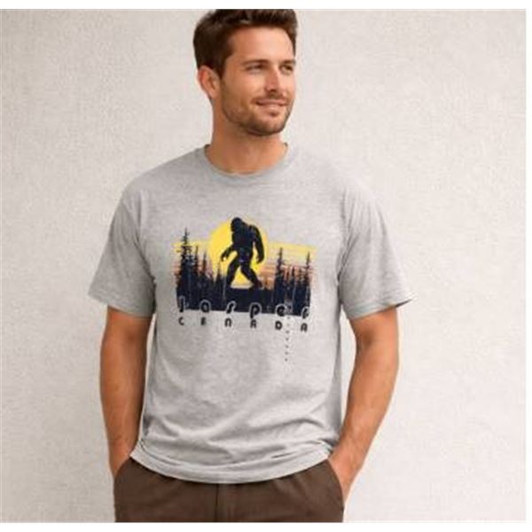 M&O Gold T-Shirt, Jasper Canada Bigfoot Design, Size M