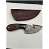 Image 2 : Fixed Blade Hunting Knife with Damascus Steel Blade and Leather Sheath