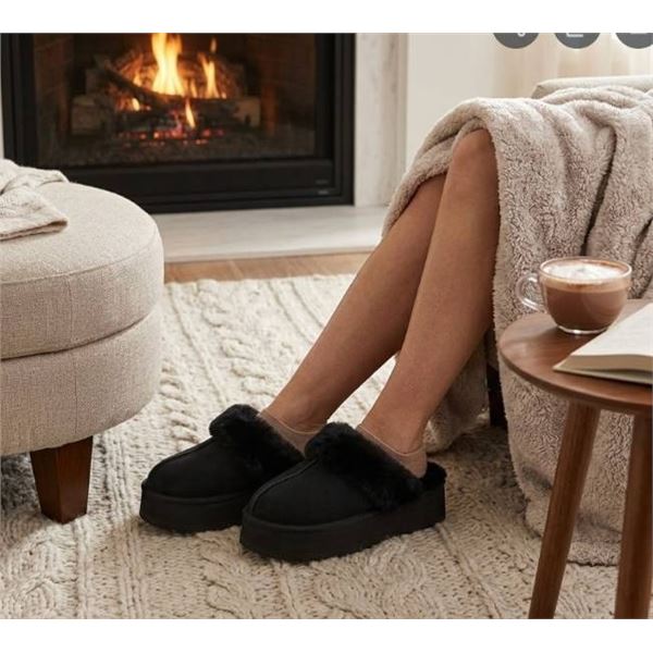 Kirkland Ladies’ Shearling Platform Slipper, Size 7, GREY