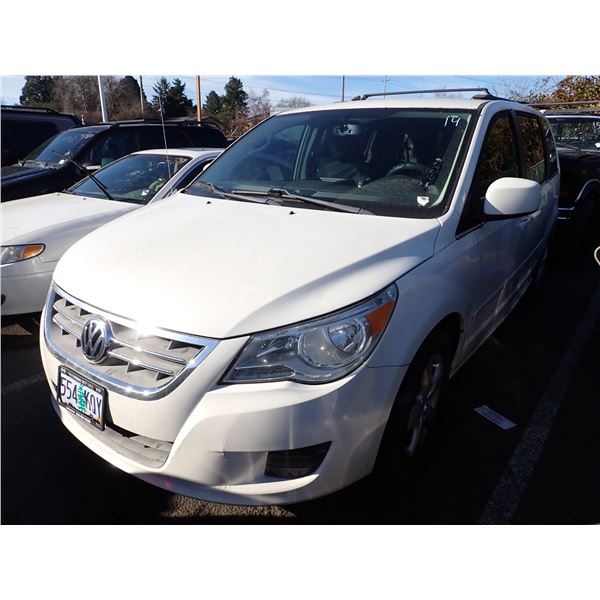 2011 Volkswagen Routan