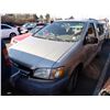 Image 1 : 2001 Toyota Sienna