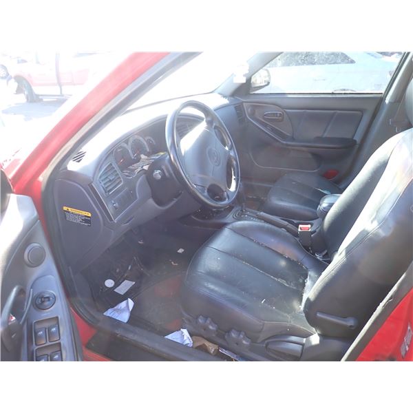 Vehicle photo 5