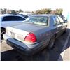 Image 3 : 2001 Ford Crown Victoria