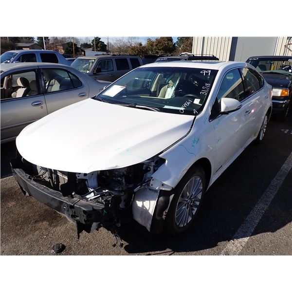 2015 Toyota Avalon Hybrid