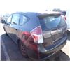 Image 4 : 2016 Toyota Prius v