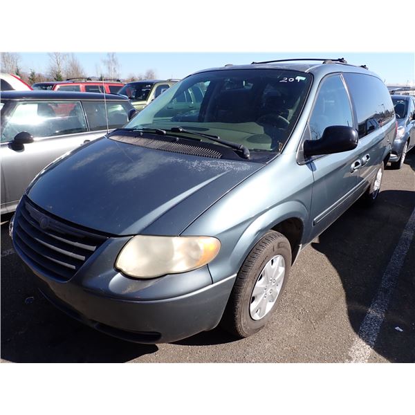 2006 Chrysler Town and Country