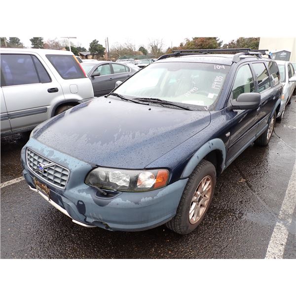 2004 Volvo XC70