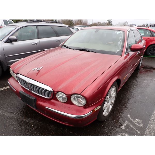 2005 Jaguar XJ8L