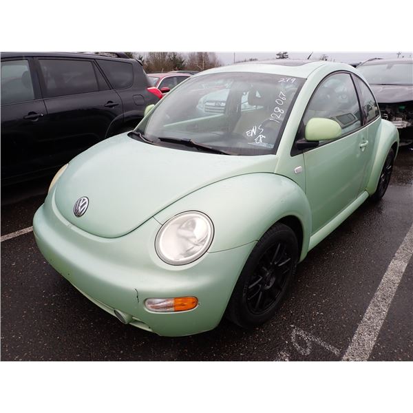2000 Volkswagen New Beetle