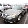 Image 1 : 2013 Chrysler 200