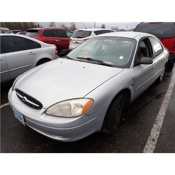 2000 Ford Taurus
