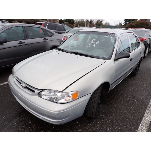 2000 Toyota Corolla