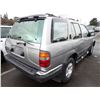 Image 3 : 1999 Nissan Pathfinder