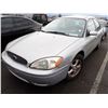 Image 1 : 2004 Ford Taurus