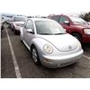 Image 2 : 2001 Volkswagen New Beetle
