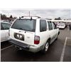 Image 3 : 1999 Infiniti QX4