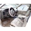 Image 5 : 1999 Infiniti QX4