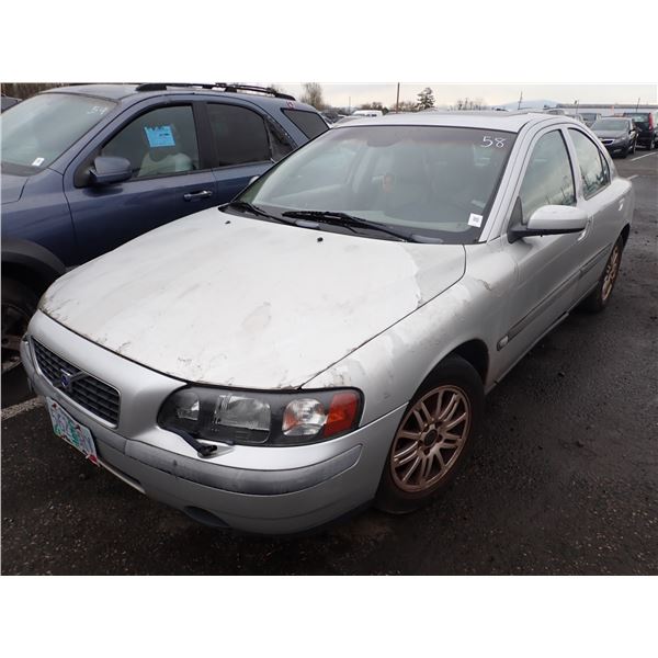 2004 Volvo S60