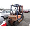 Image 3 : Forklift