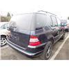 Image 3 : 1999 Mercedes-Benz ML430