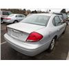 Image 3 : 2004 Ford Taurus