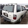 Image 3 : 1999 Infiniti QX4