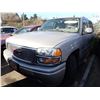 Image 1 : 2004 GMC Yukon XL Denali